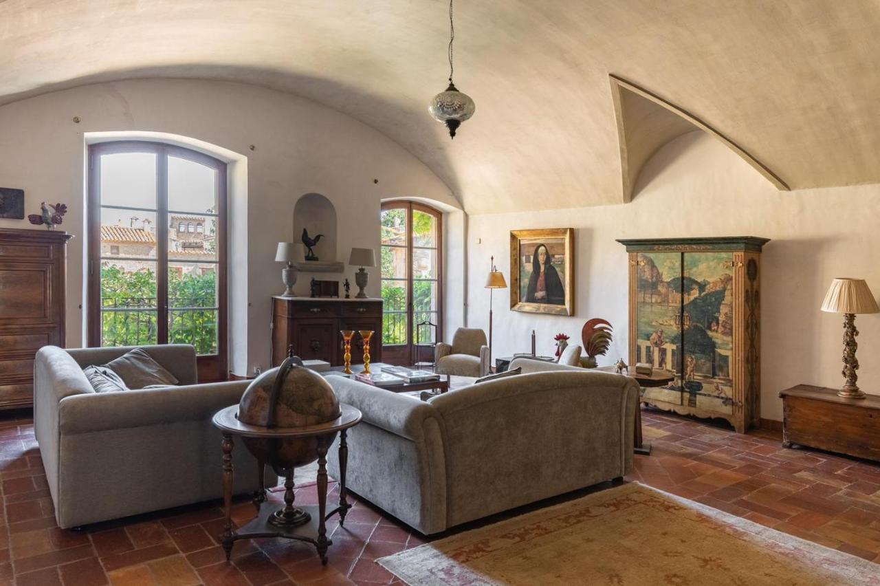 El Palauet De Monells - Adults Only Hotel Luaran gambar