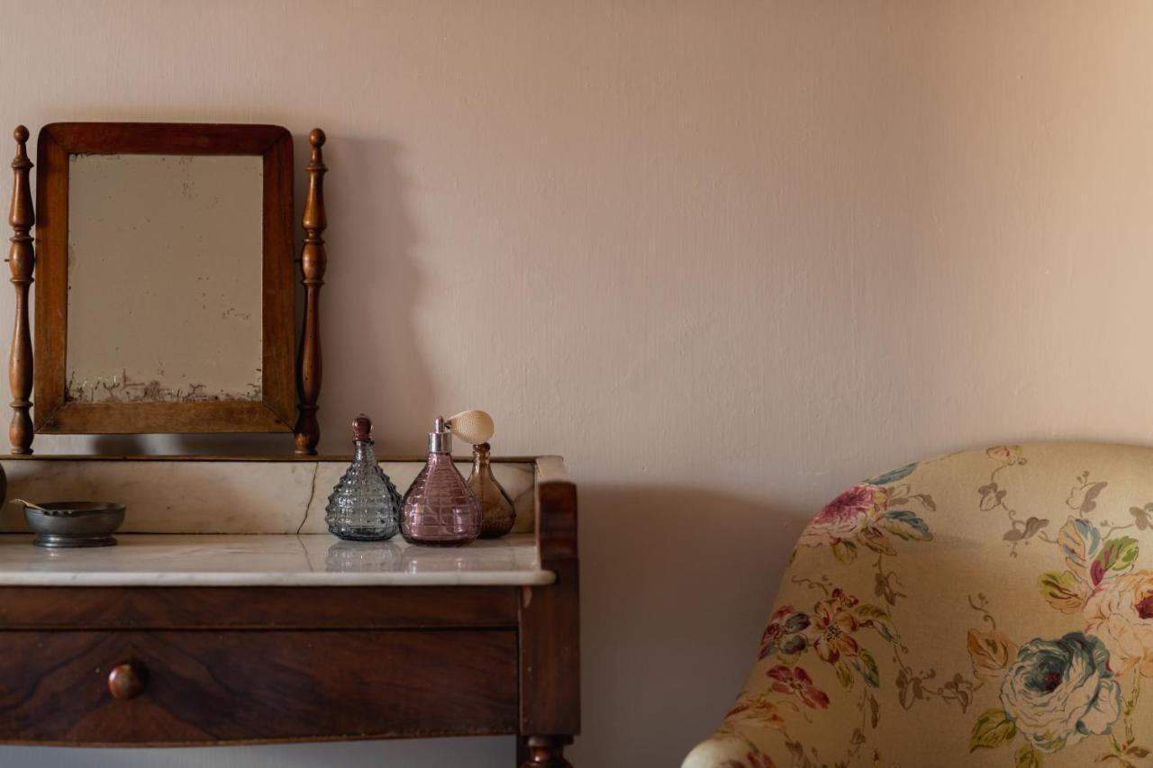 El Palauet De Monells - Adults Only Hotel Luaran gambar
