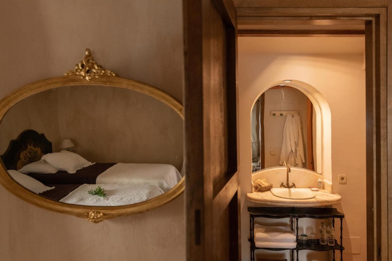 El Palauet De Monells - Adults Only Hotel Luaran gambar