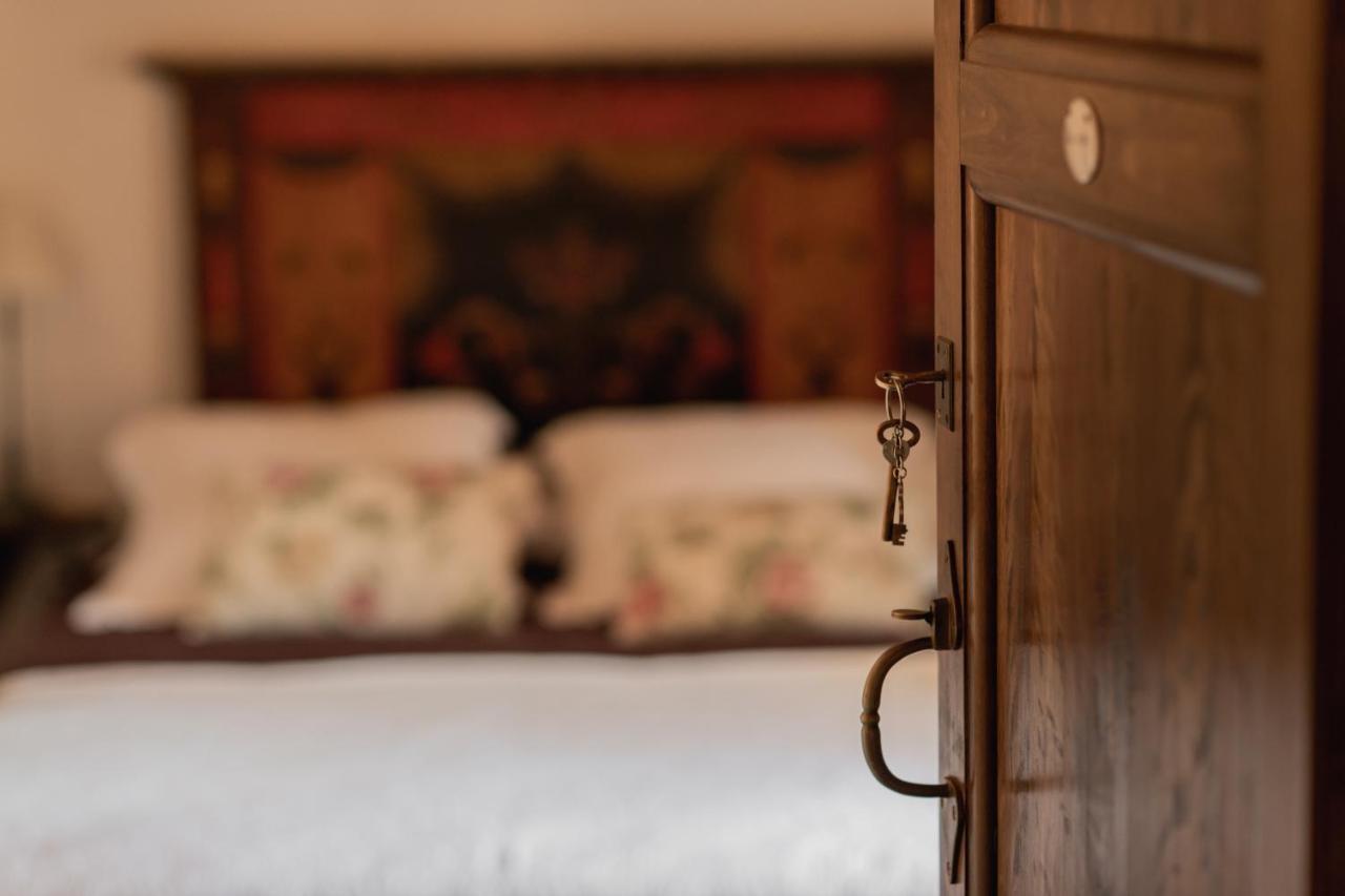 El Palauet De Monells - Adults Only Hotel Luaran gambar